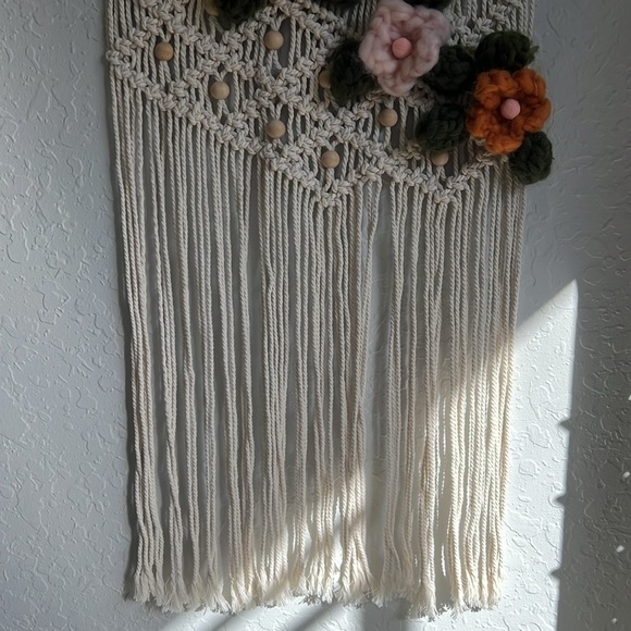 Macrame Wall Tapestry. Macrame Wall Decor - Picture 3 of 5